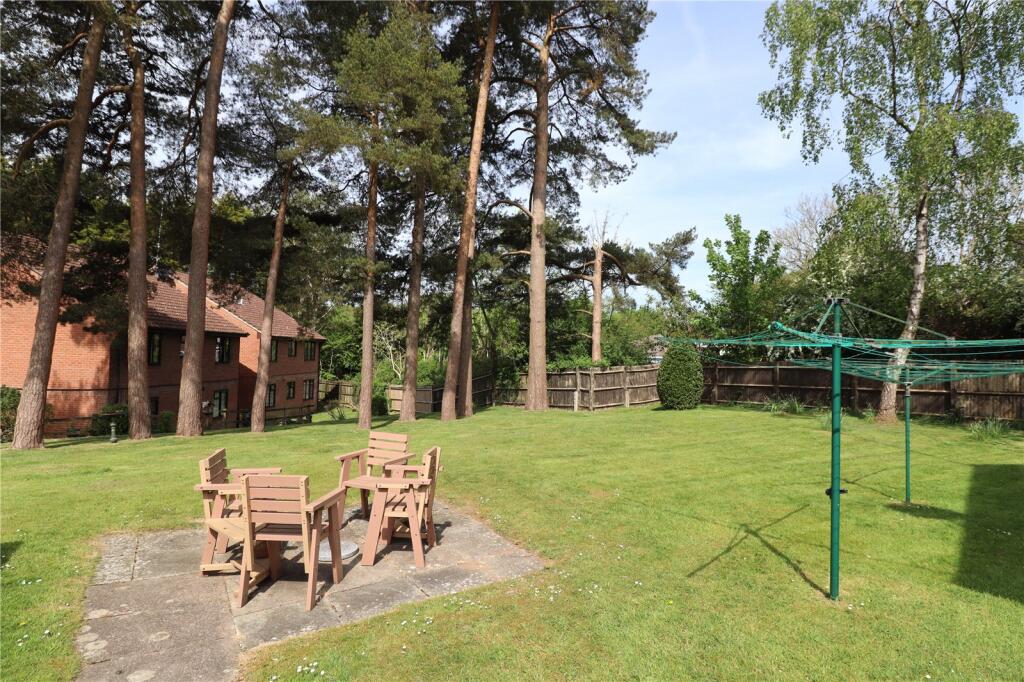 Communal Grounds