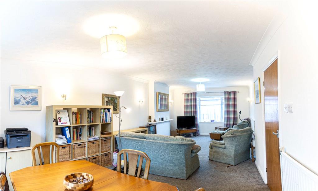 Living/Dining Room