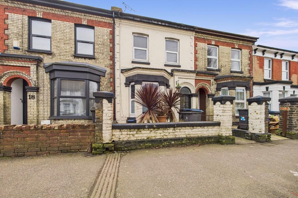 CAM01085G0-PR0528...