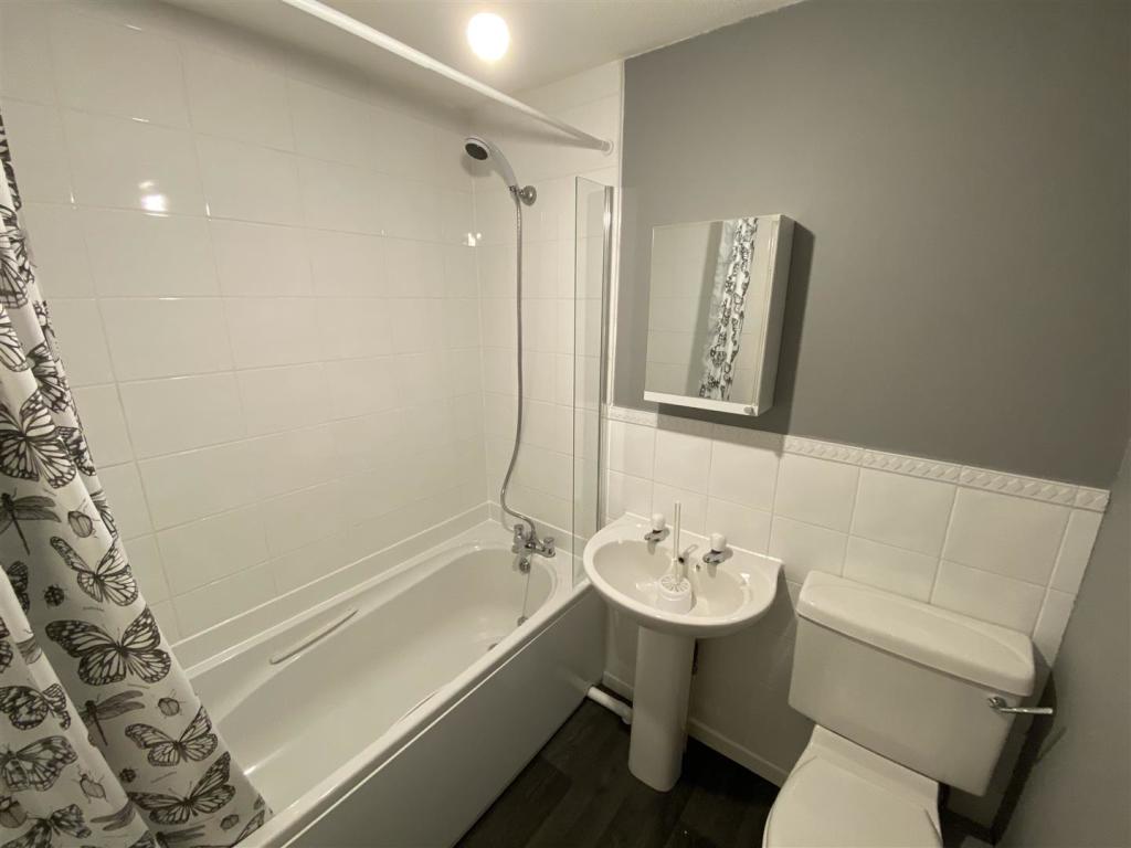 Bathroom.jpeg