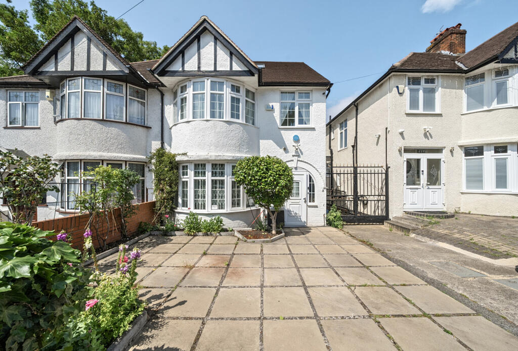 1310835-16-684afc...