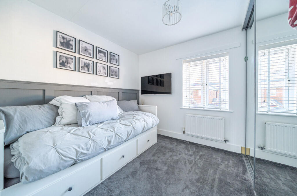 1392895-10-695b91...