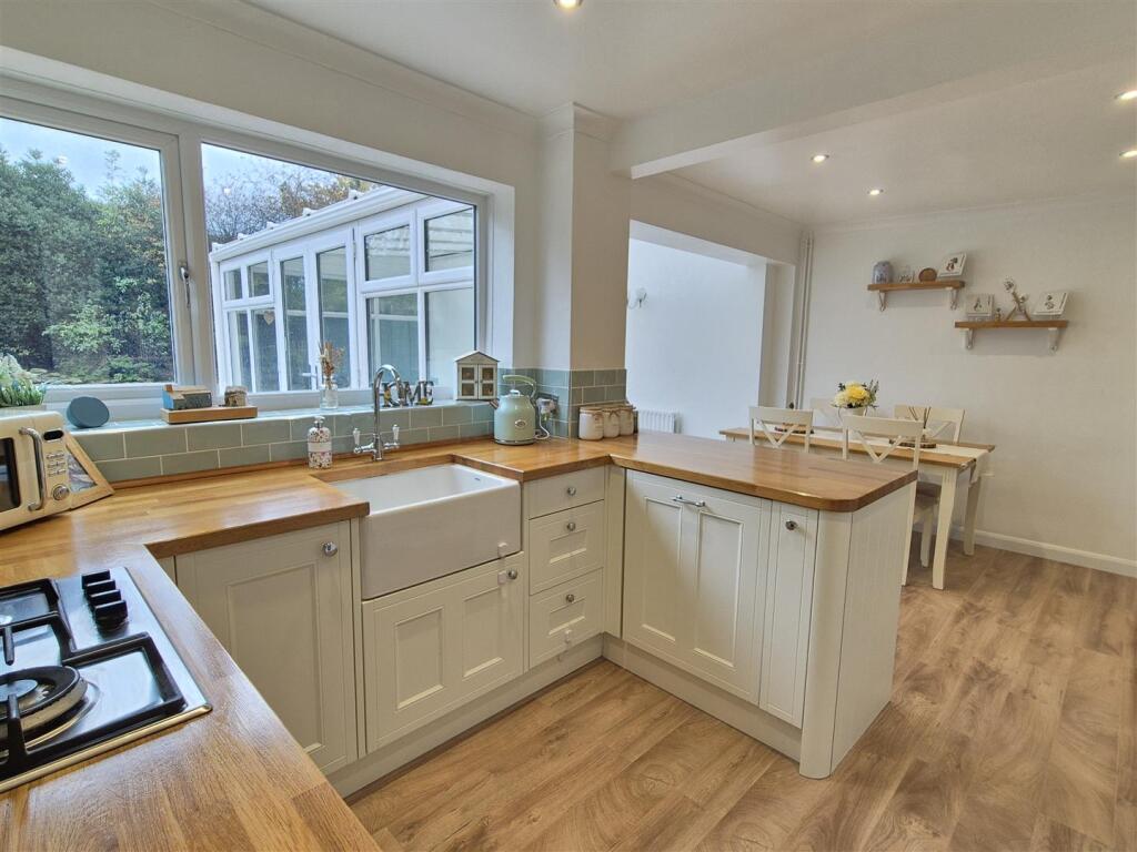 Wren Kitchen/Diner