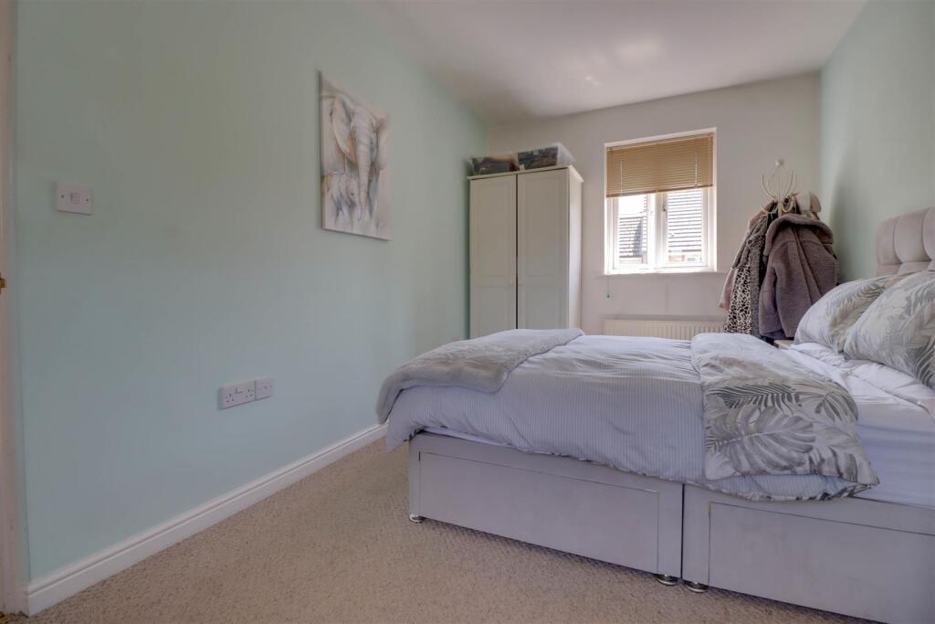 9 SMOLLETT PLACE-18.jpg