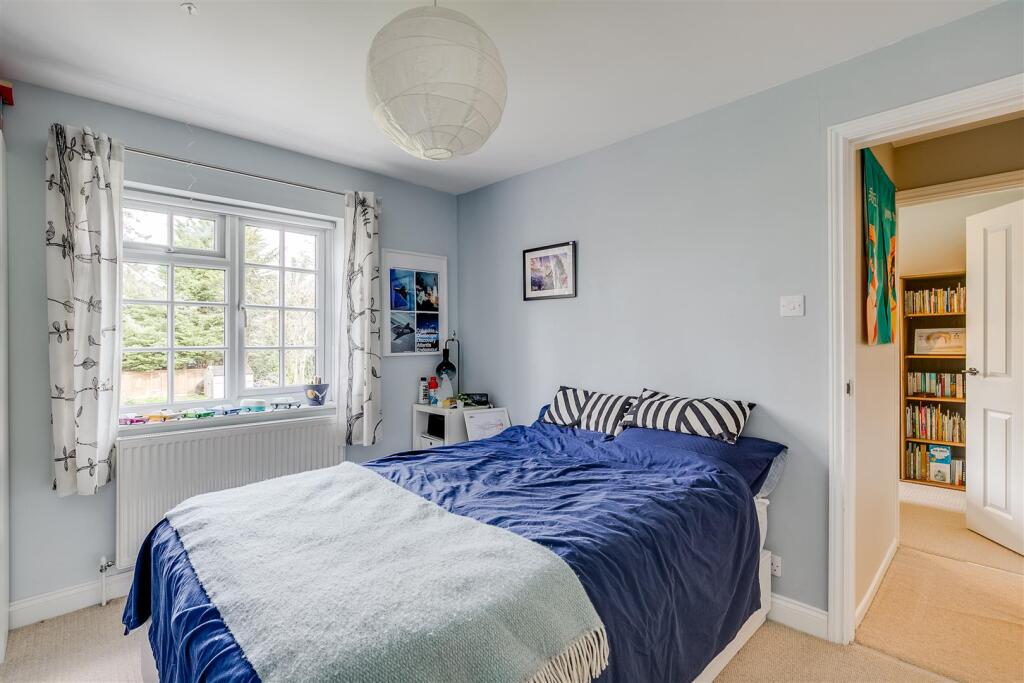 Eastholm Green 9-27.jpg