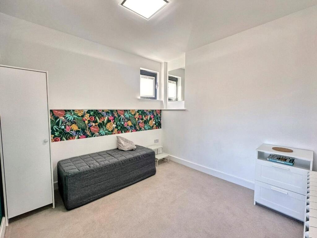 WhatsApp Image 20250925 at 172035_05ca013d.jpg