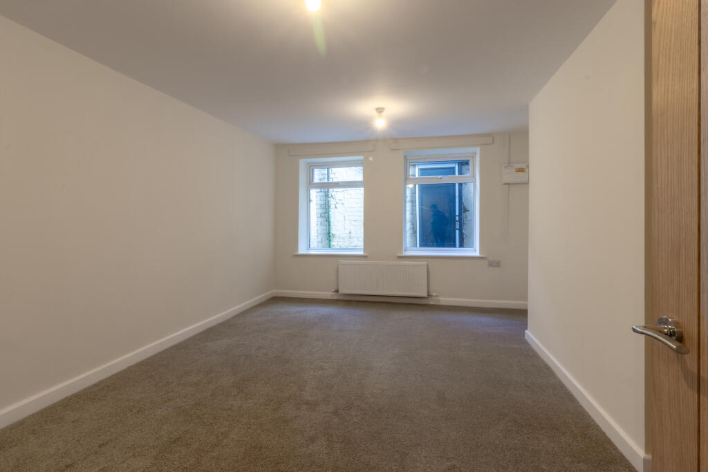 Commercial Street (1 of 25)