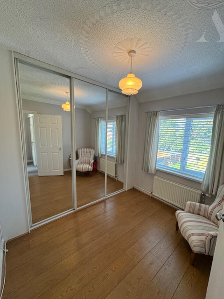 58 Bushbury Road bedroom 2.jpeg