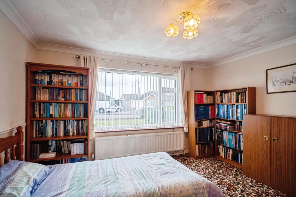 73langwithgardensholbeach-1