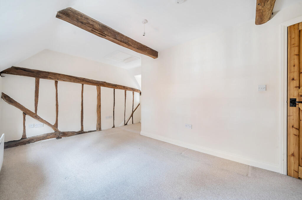 1330925-16-689b70...