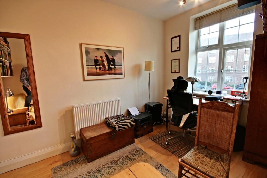 140 Norbiton Hall - bedroom 2-window 2