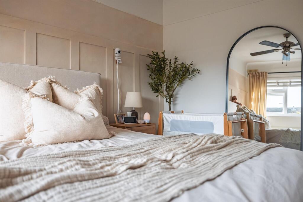 4 Bowness Ave-61.jpg