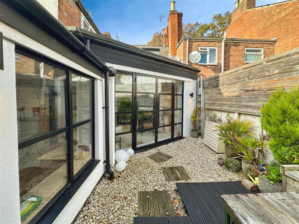 19c13864--4F4A-9607-90E1CB74015E-43241-00000C3B5CA