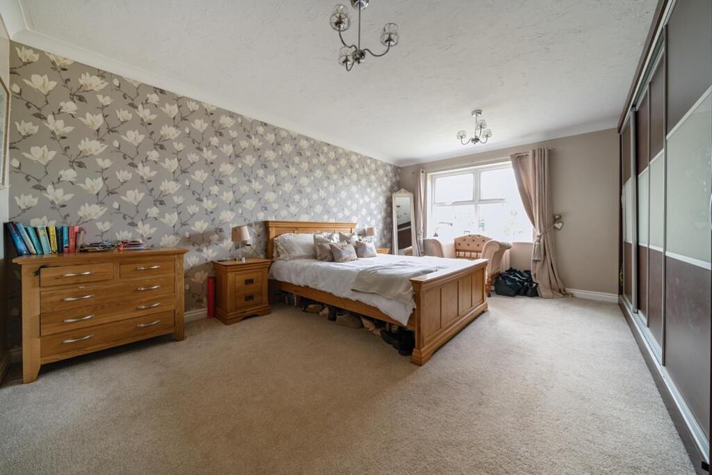 13-681b7f455c5a7-1286163-ARW-13 .jpg