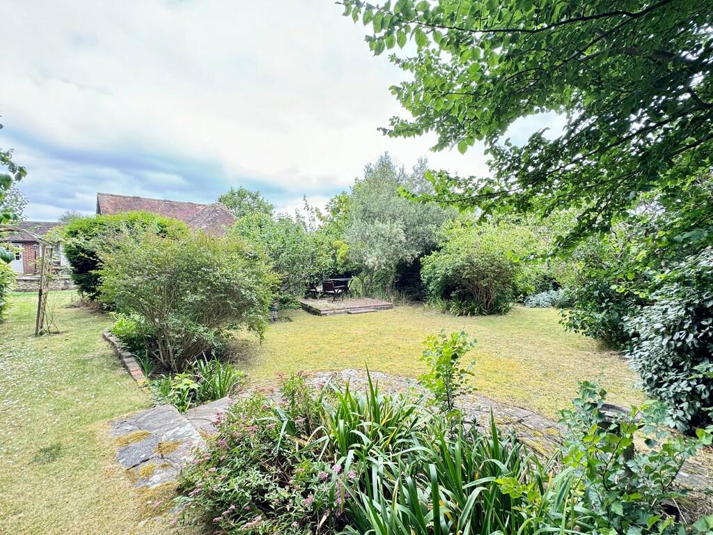 Tuts Cottage Rear...