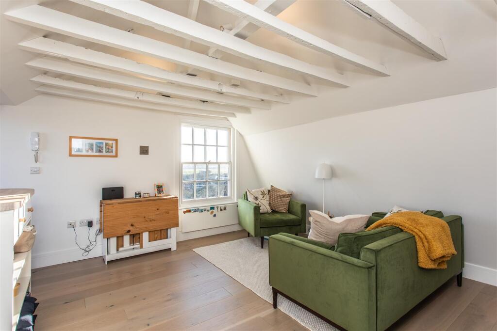 3, 1a St Martins Lane24.jpg