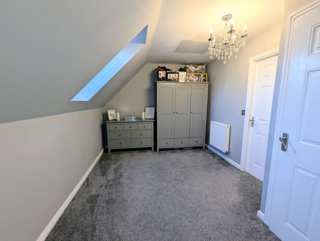 Dressing Room/Bedroom 6