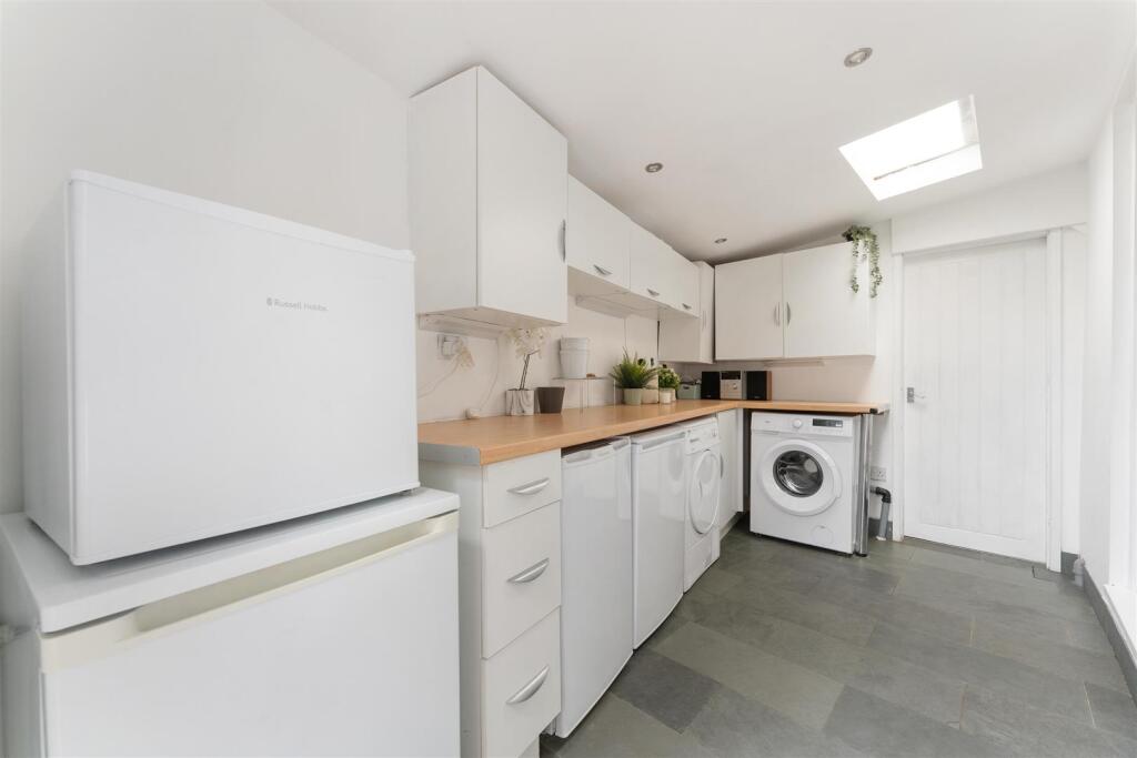 22 Langley Rise, Solihull, B92 9DN_09689.jpg