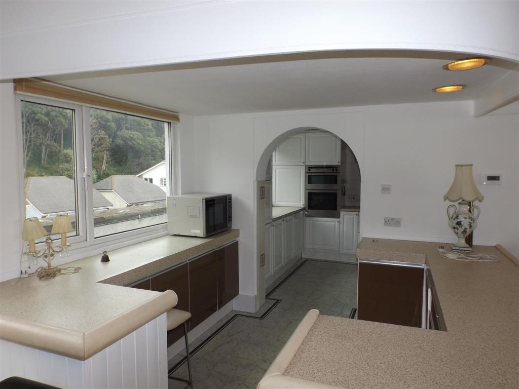 Kitchen Bar area