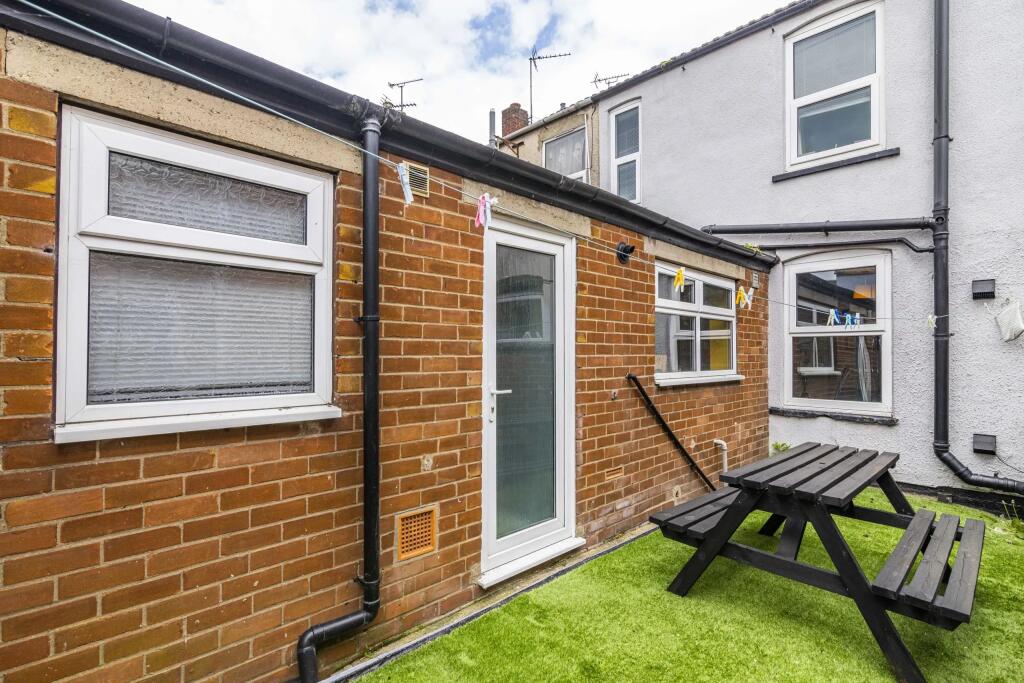 42-kesteven-street---3-bed-_exclusive-deal_-image-3 (1).jpg