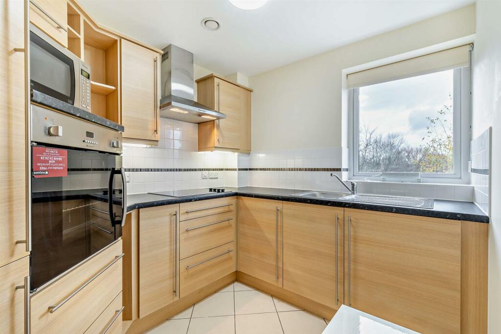 8578872-interior15-800.jpg