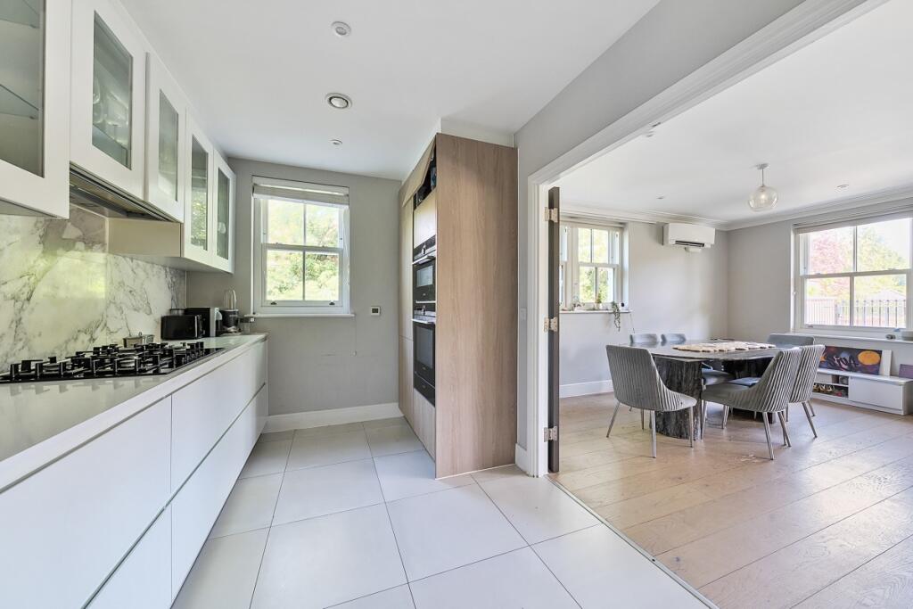 1318494-12-68665f...