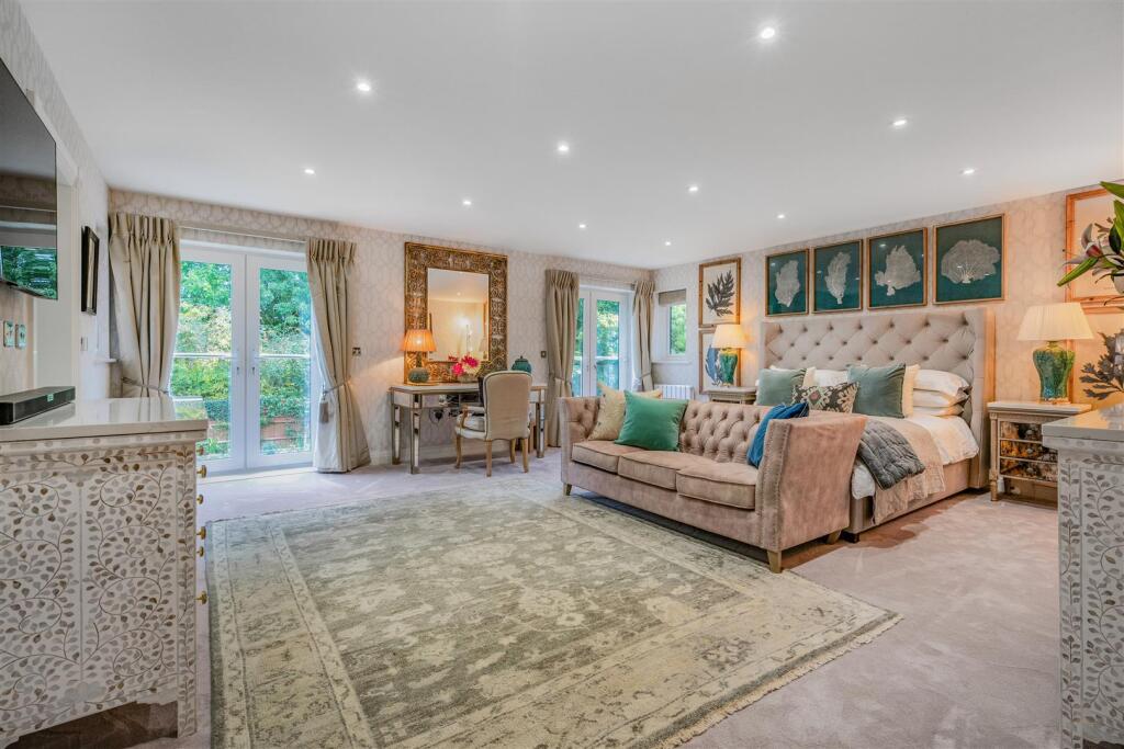 8 Montague Park-32.jpg