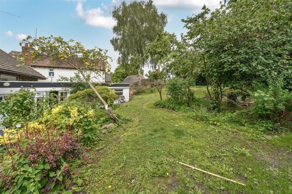 9 High Street, Blisworth (4).jpg