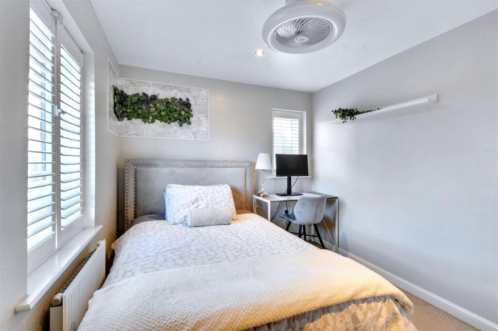 Bedroom 2_3.jpeg
