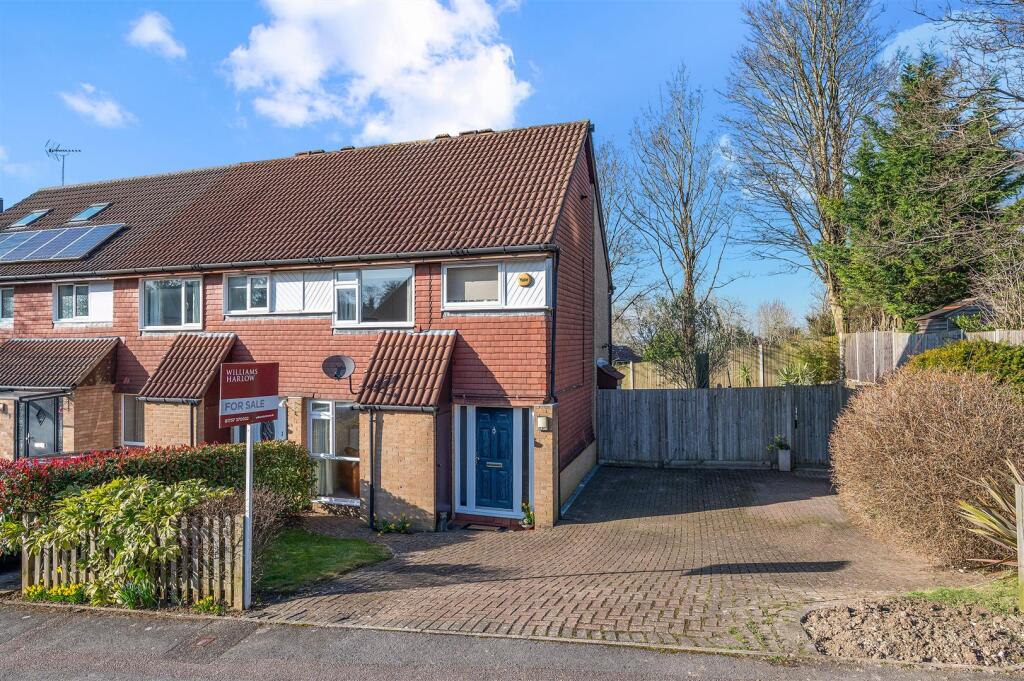 HILLSIDE CLOSE, 3- (19).jpg