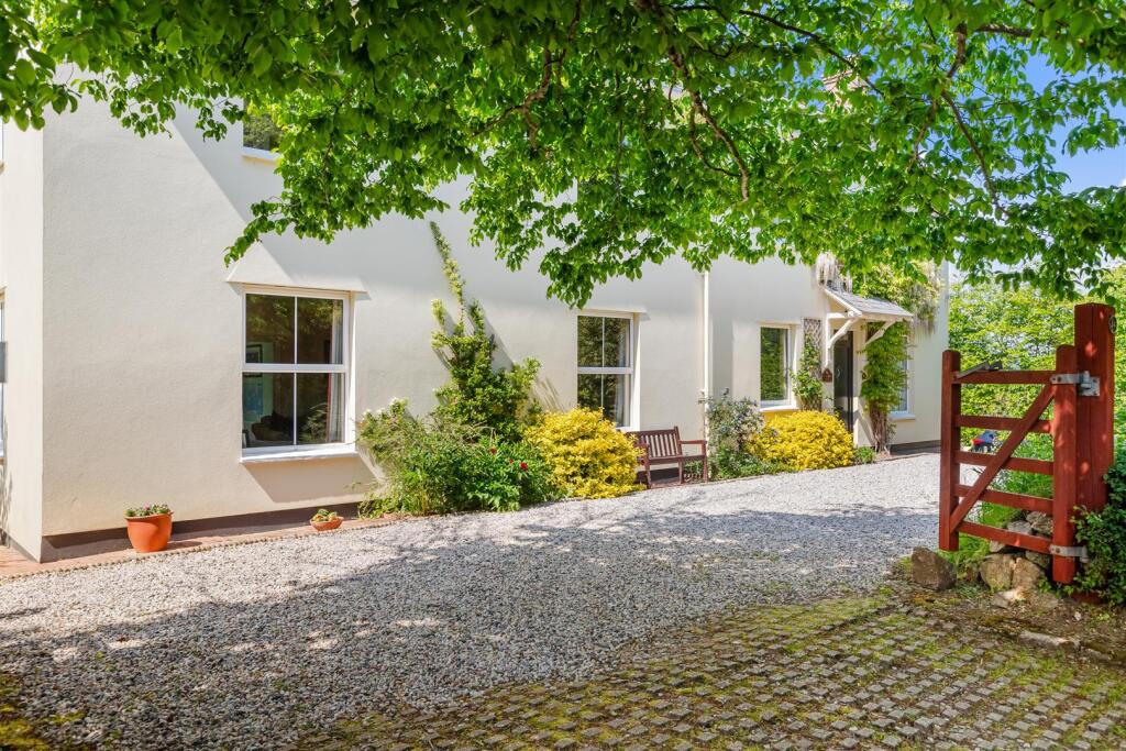 A10 - 14 Whitehill Road Newton Abbot - 250508.jpg