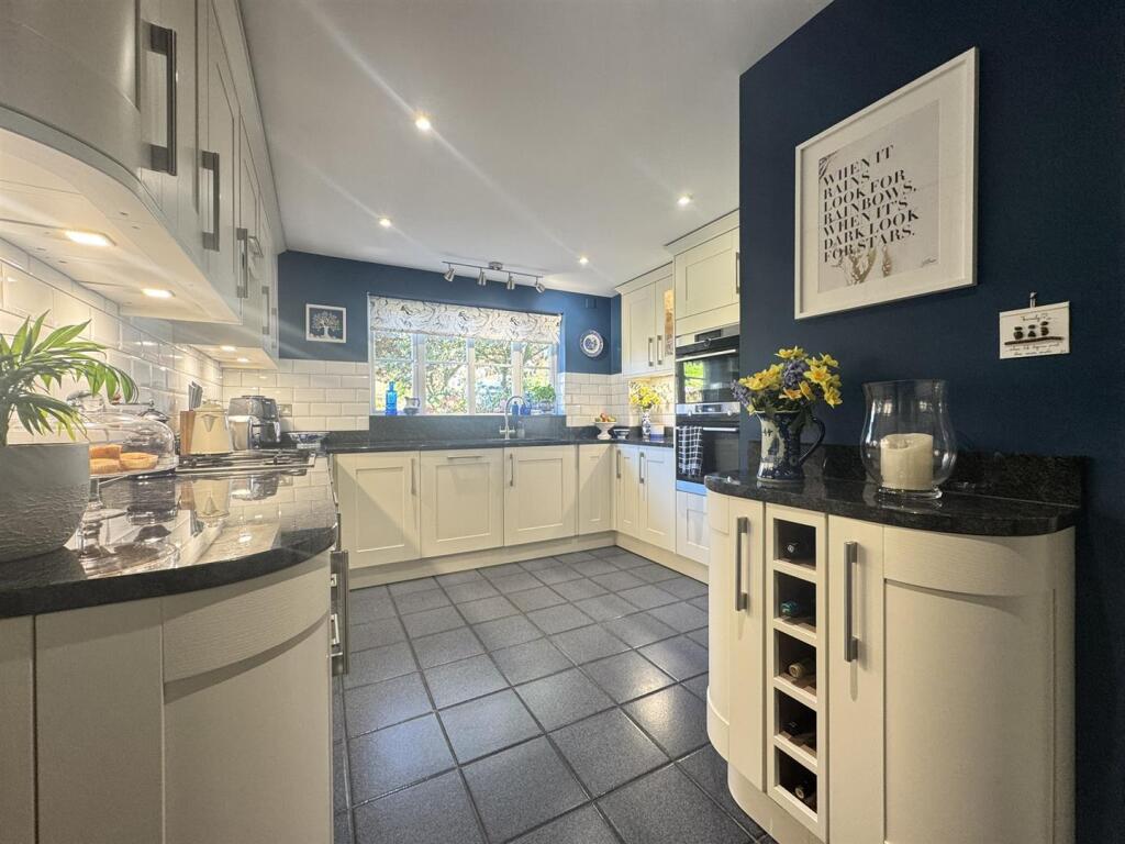 hOevPyJ7MEiZ4TBjcpqU