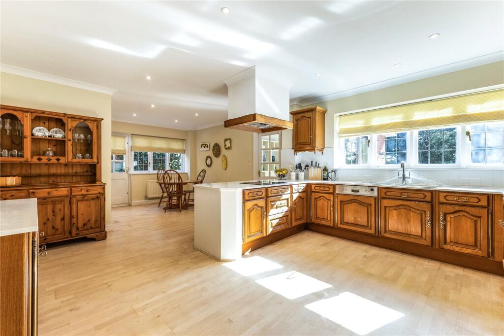 Kitchen/Breakfast
