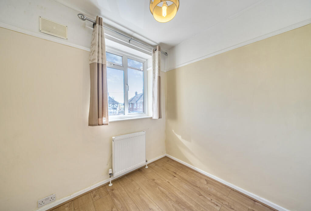 1358971-4-68da6db...