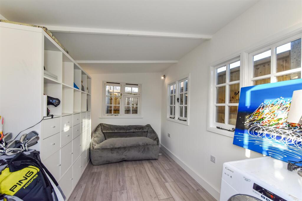 Summer House/Home Office