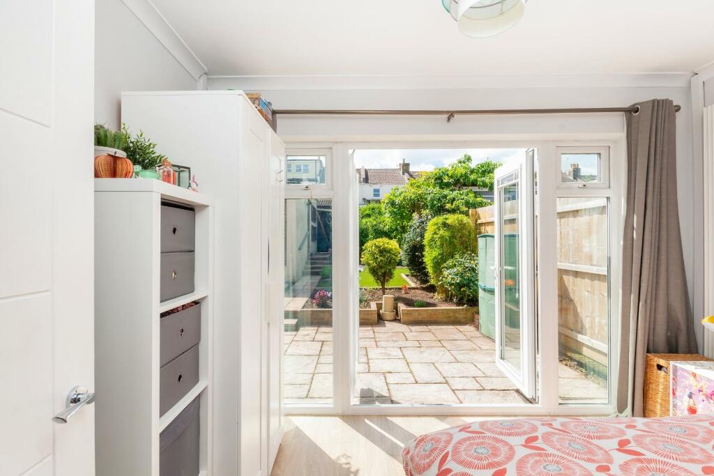 2H8RBN - BedroomStudy C.jpg