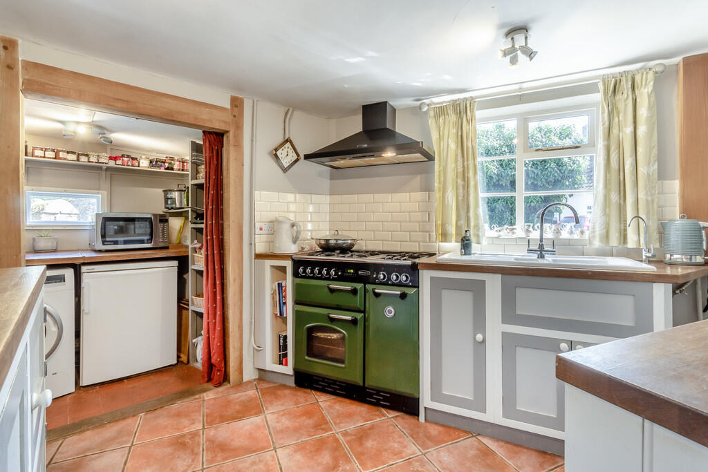 8659652-interior0...