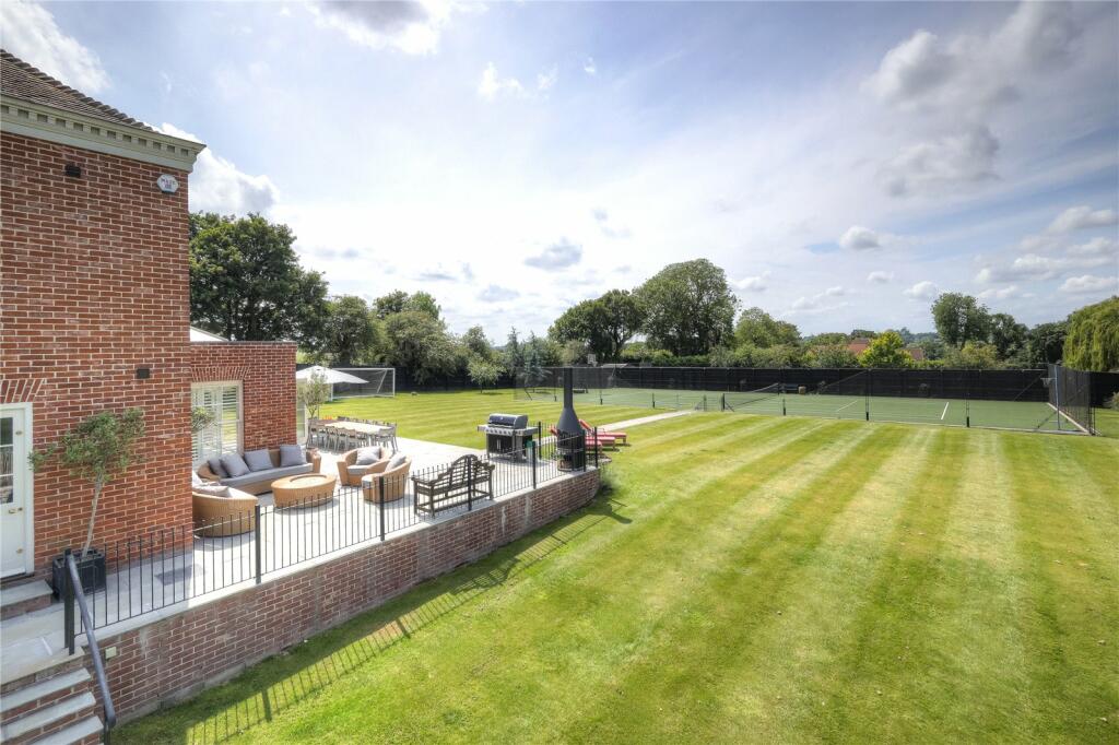Outdoor Area