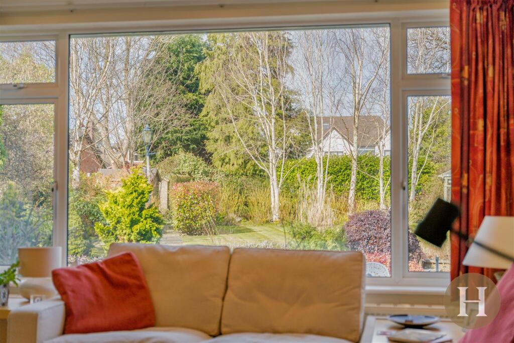 Hadleigh Estate Agents-58.jpg