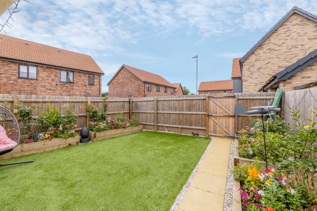 6 Balderson Court (Weston)-11