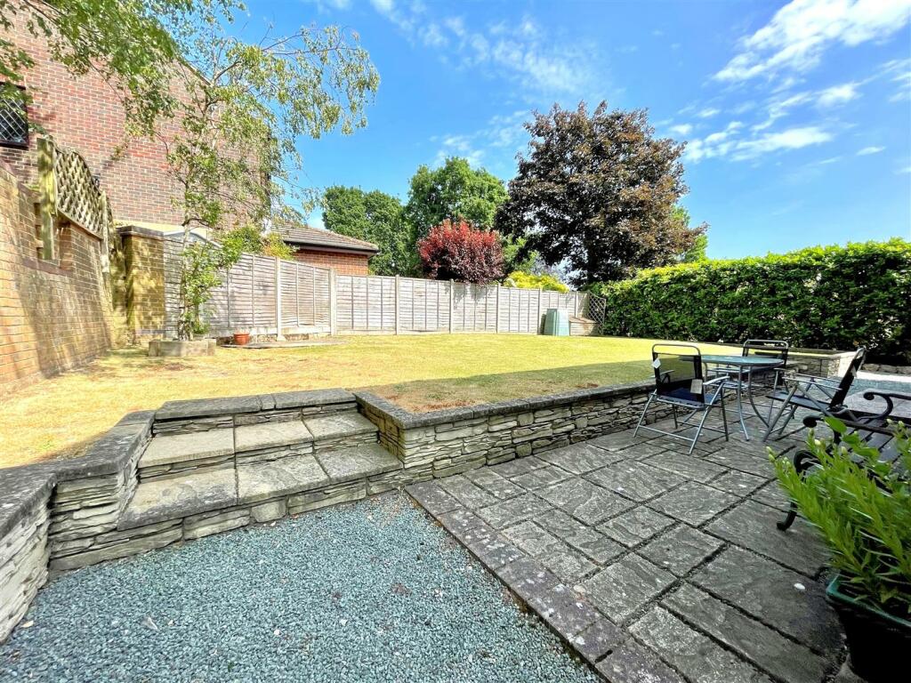 garden 2.jpg