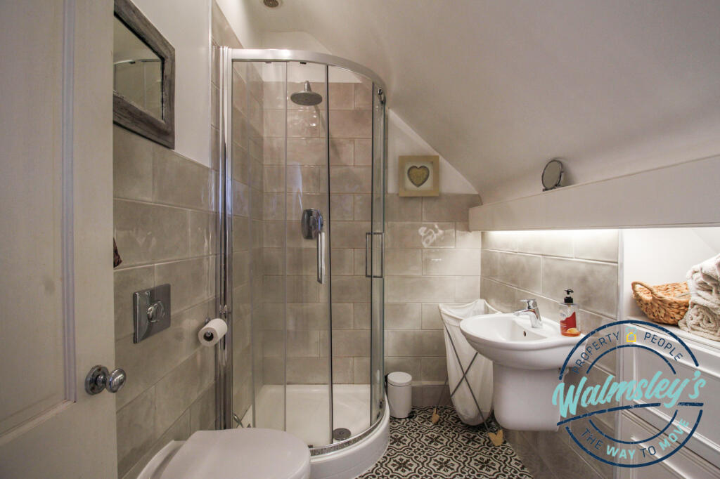 Ensuite shower room to top floor