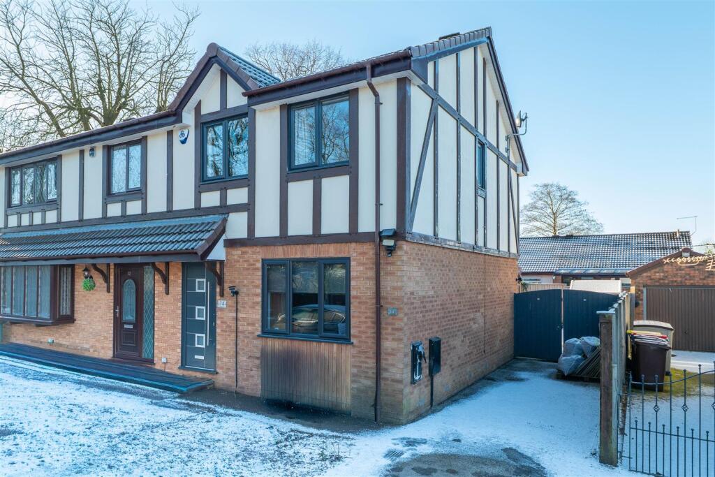 Carloway Avenue, Fulwood, Preston