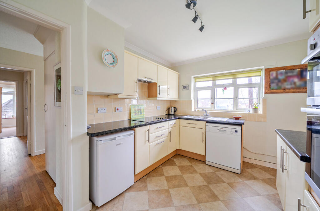 1394460-3-694425a...