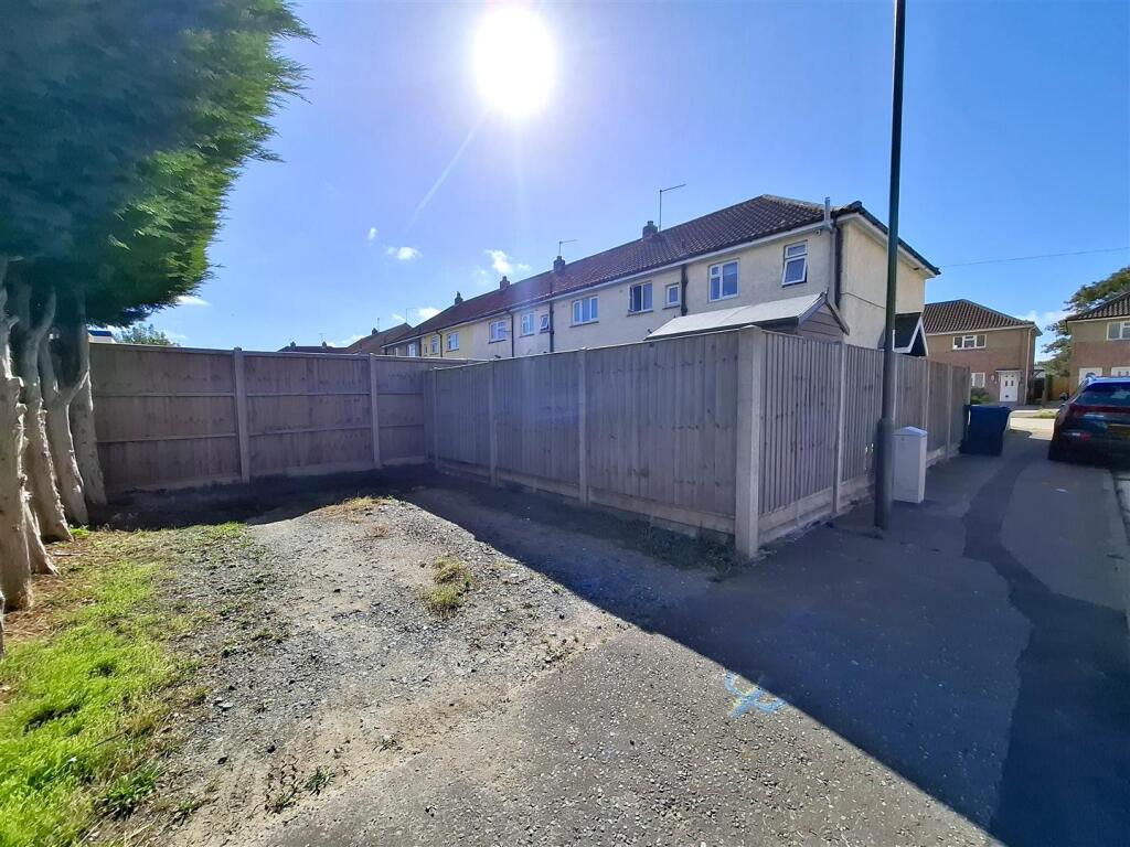 Driveway Parking.jpg