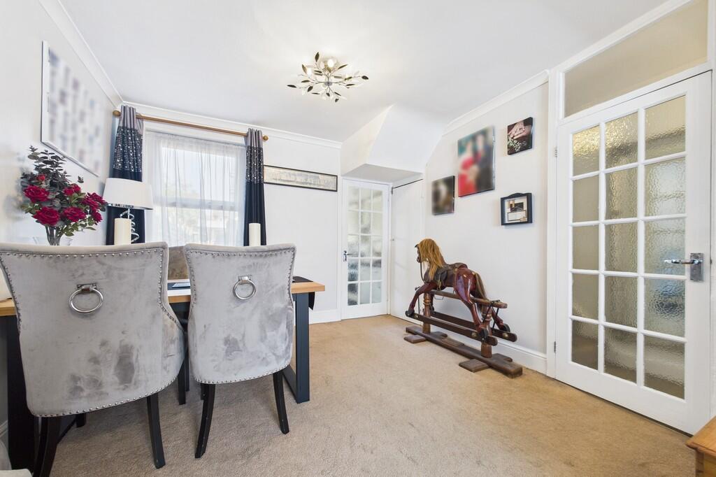 CAM01085G0-PR0576...