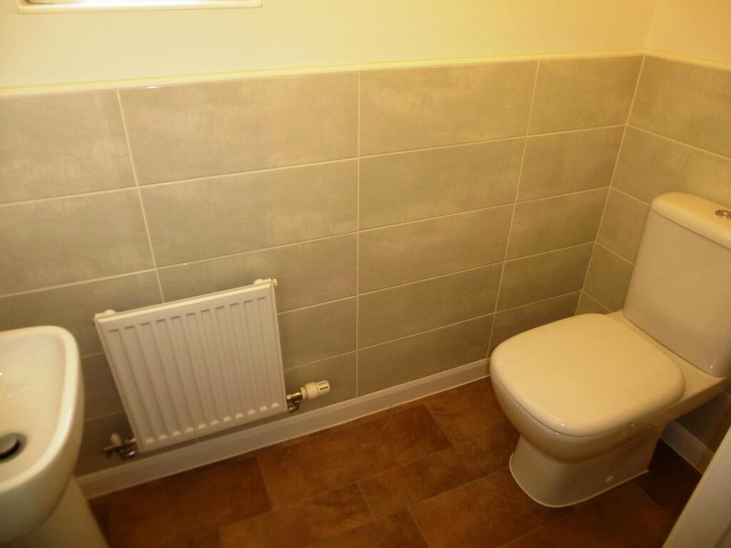 Cloakroom/wc