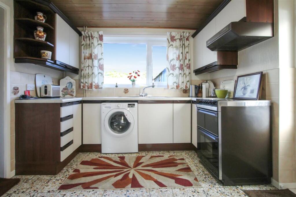 kitchen-1-2.jpg