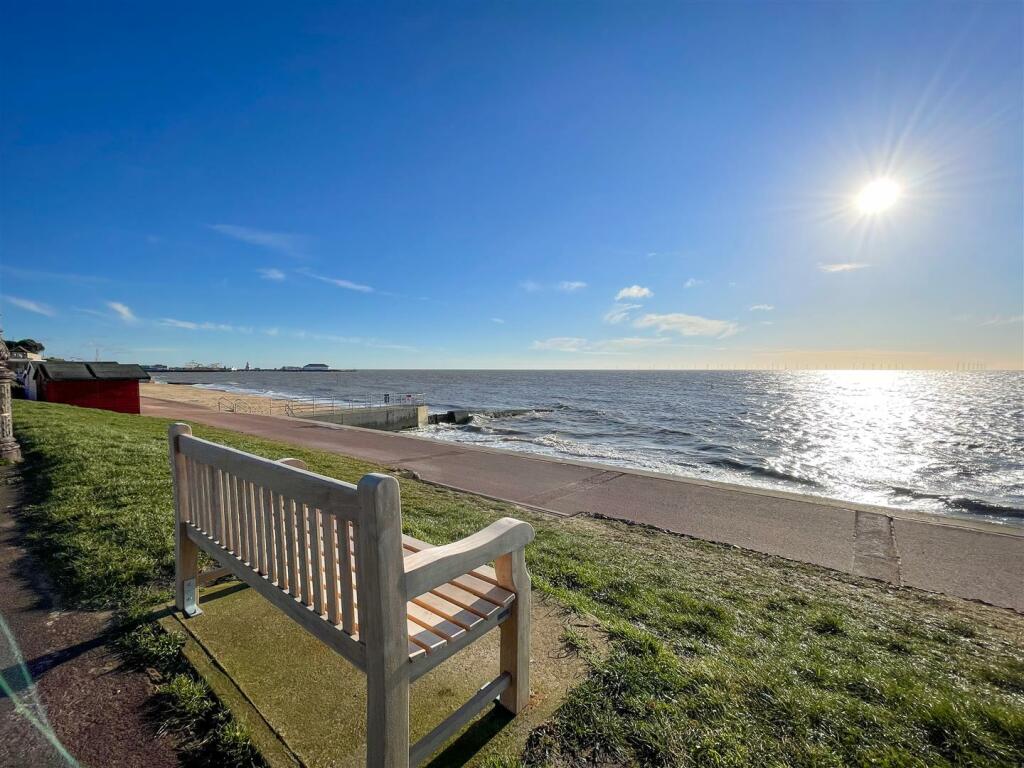 CLACTON SEA FRONT