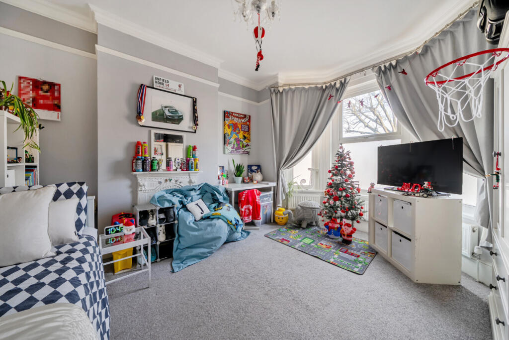 1386949-17-693952...